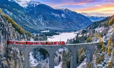Glacier Express 1st Class and Oldest Swiss Town | From Zurich