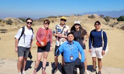 Private 6-Hour Transport with Customized Route in Oaxaca