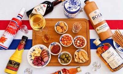 Amsterdam: Dutch Drinks Tasting with Traditional Drinks & History