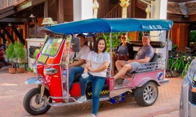 Chiang Mai Lanna Heritage Half Day Tour with 3 Local Rides