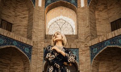 Uzbekistan Cultural and Flying Dress Photoshoot Experience