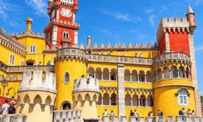 Private Sintra Day Tour at Pena Palace Regaleira Cascais and Roca