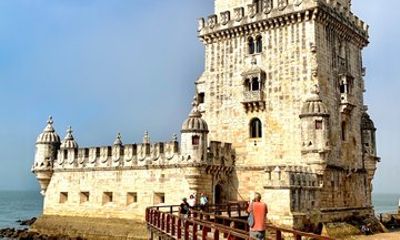 Guided and Historical Tour Lisbon