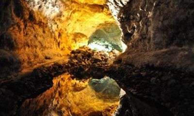 Tour to the North of Lanzarote Jameos del Agua and Cueva de los Verdes