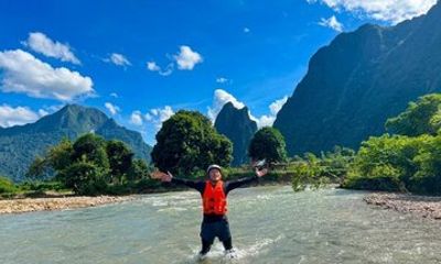 Vang Vieng Water Cave Tubing and Nam Song River Kayaking Tour