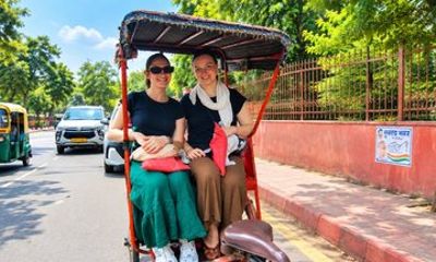 Delhi: Old Delhi City Tour With Tuk Tuk Ride and Spice Market