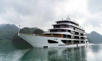 Halora Nova Premium Cruise Ha Long and Lan Ha Bay 2D1N from Hanoi