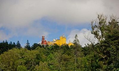 Private Sightseeing Tour Lisbon, Belem, Sintra and Cascais