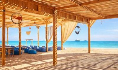 Hurghada 3-in-1 Sea Trip Dolphin, Island, 2Snorkel & Lunch&Drinks