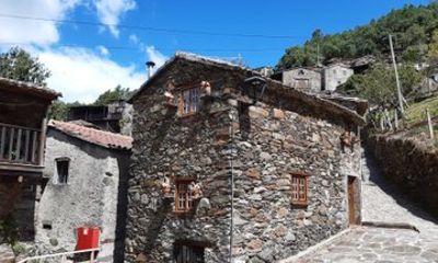 One Way Lisbon to Porto via Schist Villages with Hiking Option