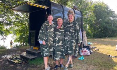 Lakeside Sauna and Cold Dip Experience at Ellerton Lake