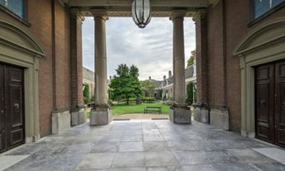 Haarlem Hidden Courtyards Self Guided City Exploration Game