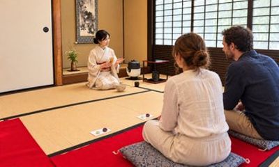 Osaka authentic tea ceremony in French