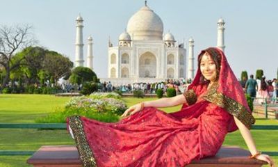 Delhi Private Taj Mahal and Agra Fort Same Day Tour by Car