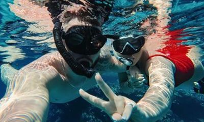 Exclusive Private Speed Boat Trip with Snacks and More