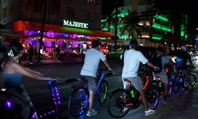 Neon Breeze Night E-Bike Ride in South Beach