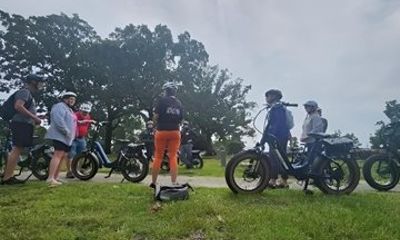 Guided E-Bike Tour of True Crime and History in Wilmington