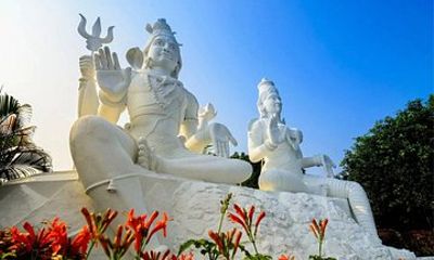 Vizag City Highlights Kailasagiri Beaches and Naval Museums Tour