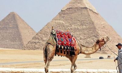 Pyramids and Egyptian Museum from Port Said