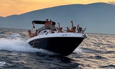 Speedboat Tour in Kotor Bay: Blue Cave, Perast & Submarine tunnel