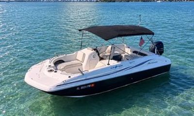 3 hours $200 Boat Rental Miami: Miami River Bayside Star Island
