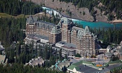 Airport Shuttle: Banff to Calgary
