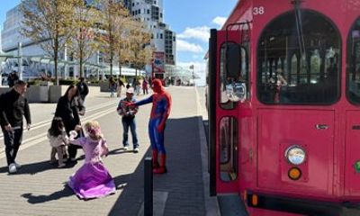Vancouver Kids Halloween Trolley Tour Trick or Treat and Stanley
