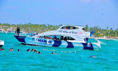 Good Hip Hop Party Boat with Drinks and Live DJ for Adults