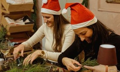 Dubrovnik Christmas Workshop Paint Ornaments and Sip Mulled Wine