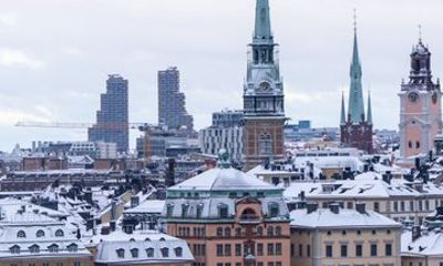 Stockholm Winter Archipelago Tour on a 100% Electric Boat