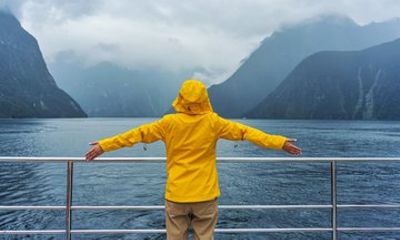 From Queenstown Milford Sound Day Tour with Cruise