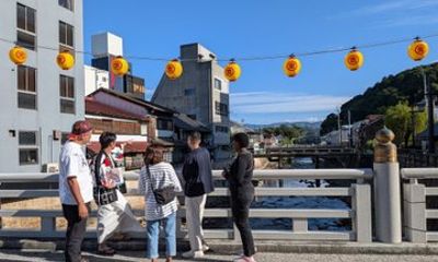 Kagawa: Kotohira Walking Tour with Local Guide