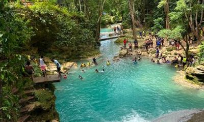 Blue Hole and Bamboo Rafting in Ochi Rios