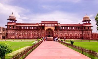 Guided Tour of Taj Mahal and Fort