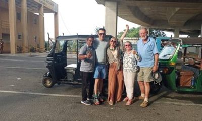 Colombo Sightseeing Tuktuk Tour with Local Guide