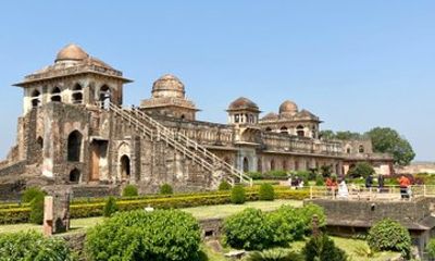 Mandu Private Day Tour from Indore with Entrances