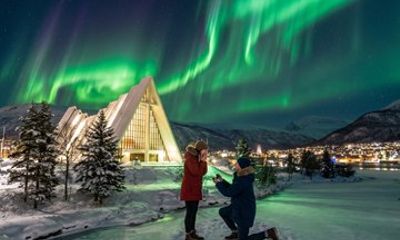 Arctic Winter Photo Shoot in Tromsø with a Local Photographer