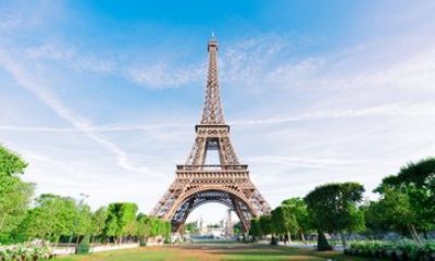 Eiffel Tower Guided Tour by Climbing Stair