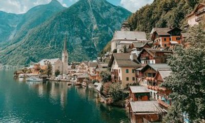 Hallstatt Salt Mine and Skywalk Private Tour from Salzburg
