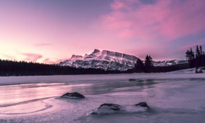 Johnston Canyon Winter Tour and Two Jack Lake Sunrise