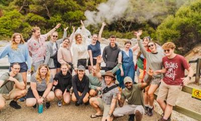 Wai O Tapu and Te Puia from Auckland Small Group