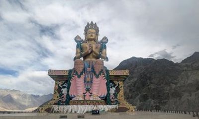 Nubra Valley Day Trip from Leh via Khardung La Pass