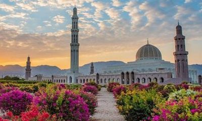 Muscat: City Tour with Local Guide and Pickup & Drop-Off