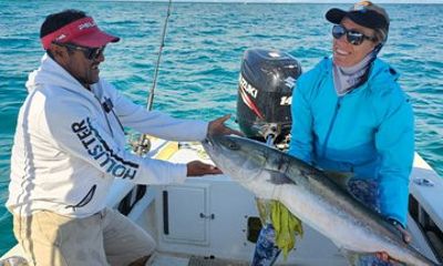 6-Hour Private Sea of Cortez Fishing Adventure With Snacks & Gear
