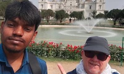 Private Kolkata Heritage Walk with Boat Ride and Local Transport