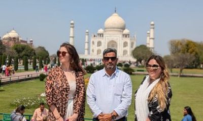 Same Day Taj Mahal Tour from Mumbai Agra Day Trip