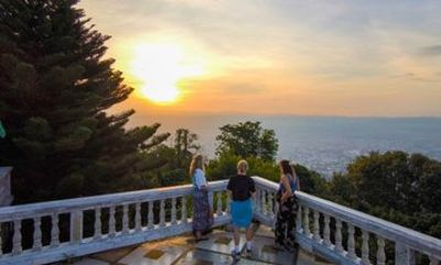 Chiang Mai Doi Suthep Sunrise 2 Temple and Lakeside Breakfast