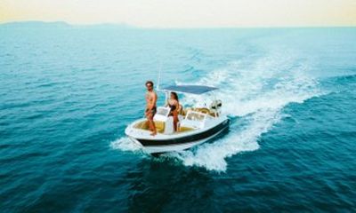 Boat experience outside Barranquilla