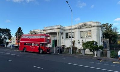 Auckland Viaduct Harbour City Tour by Bus