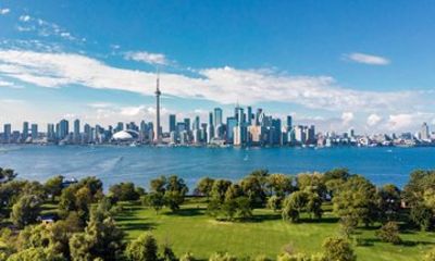 Toronto Highlights Discovery Private Shore Tour 3 Hours